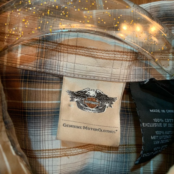 Harley Davidson sleeveless button down blouse - Picture 3 of 5